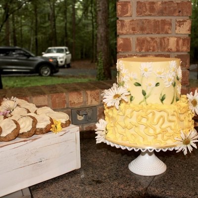 Custom Cakes 