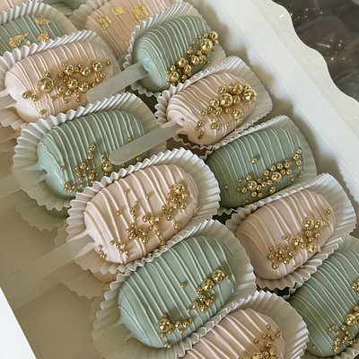 Cakesicles