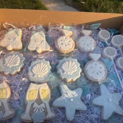 Dozen Custom Cookies 🍪 