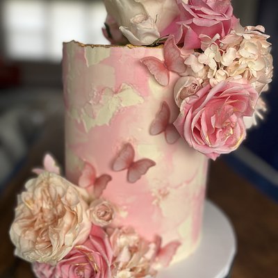 5 inch cake with florals