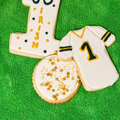 Royal Icing Decorative Sugar Cookies 