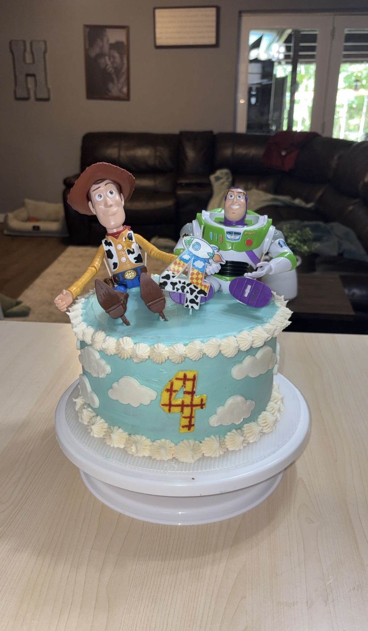 Medium Cake