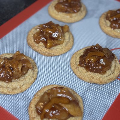 Caramel Apple Cheesecake Cookies