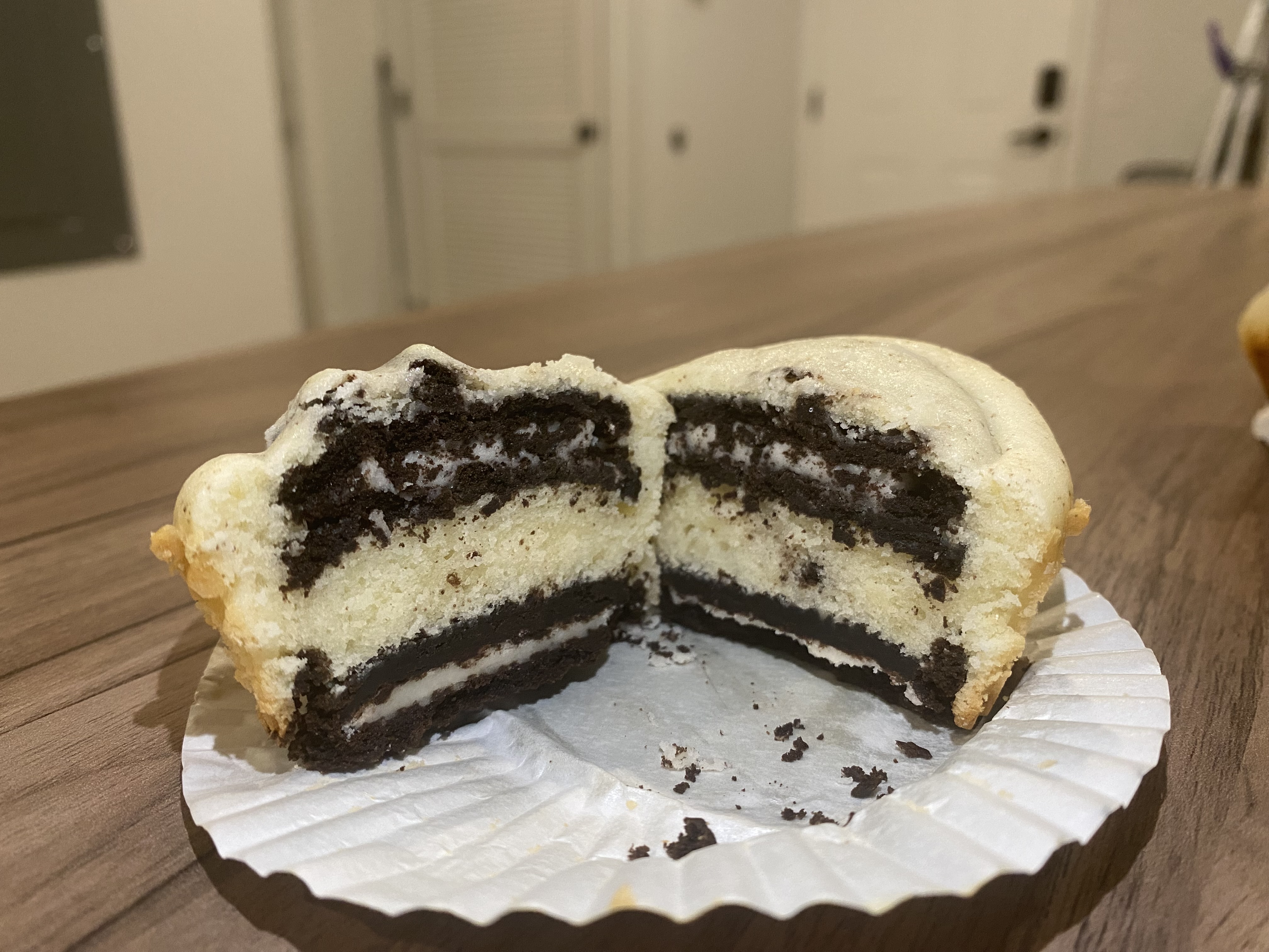Oreo Cupcakes - 4 Count