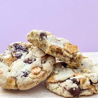 Butterscotch Pretzel Cookies