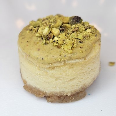 Mini Pistachio Cheesecake 