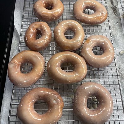 Yeast Doughnuts (12 Doughnuts & Holes)
