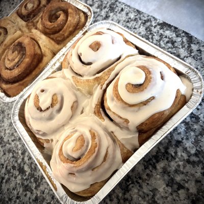 Cinnamon Rolls ( 8 Pack )