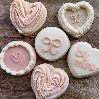 Valentine’s Day Cookie Box