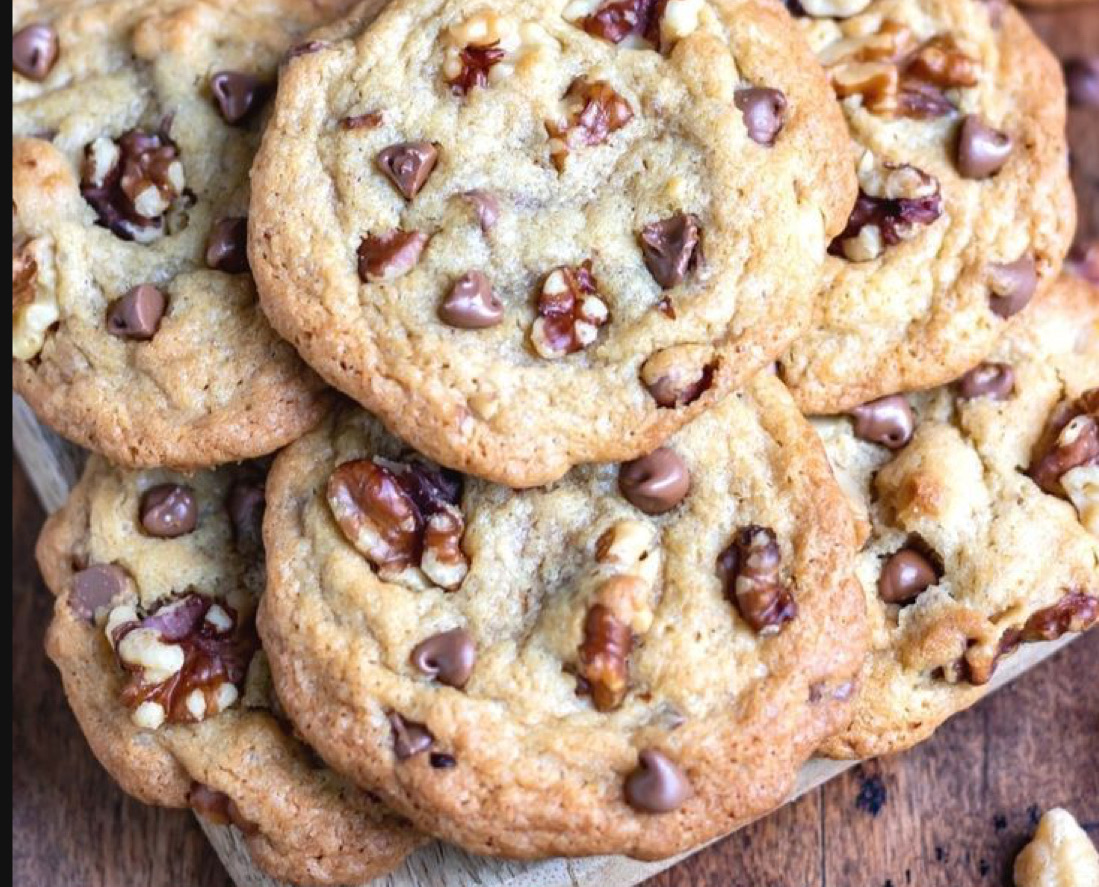 Chocolate Chip With Nuts Cookies