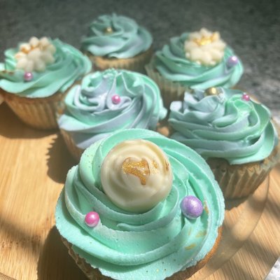 Custom Cupcakes