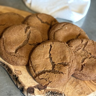 Molasses Cookies - 6 Count