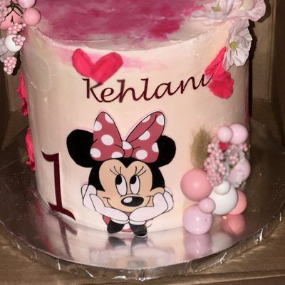 Custom One Tier Cake 