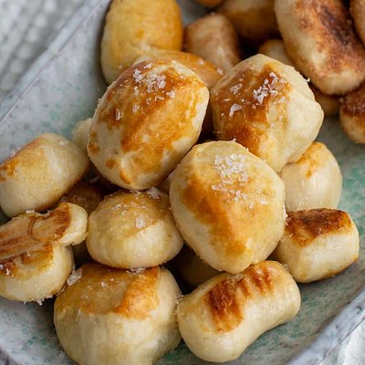 Soft Pretzel Bites