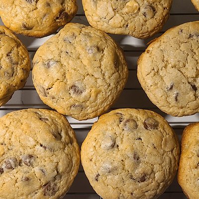 Chocolate Chip Sourdough Cookies - Dozen