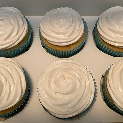 Almond Cupcakes 