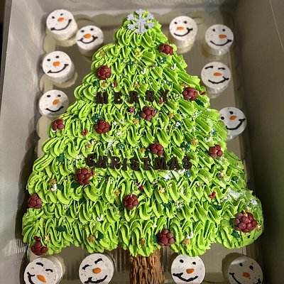 Pull Apart Cupcake Cake 