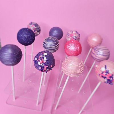 Custom Cake Pops