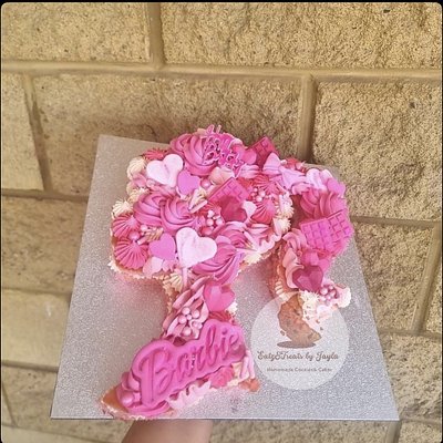 Custom Cakes
