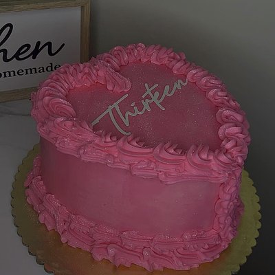 Heart Cake 8”