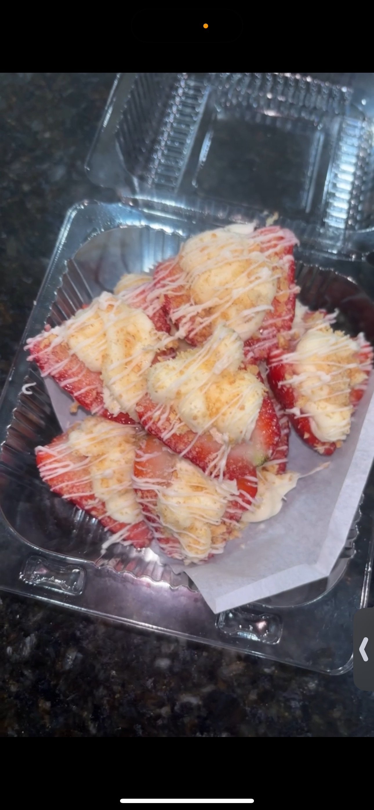 1/2 Dozen Of Stuffed Cheesecake Strawberries 