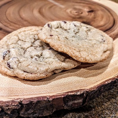 Classic Chocolate Chip drop COOKIE