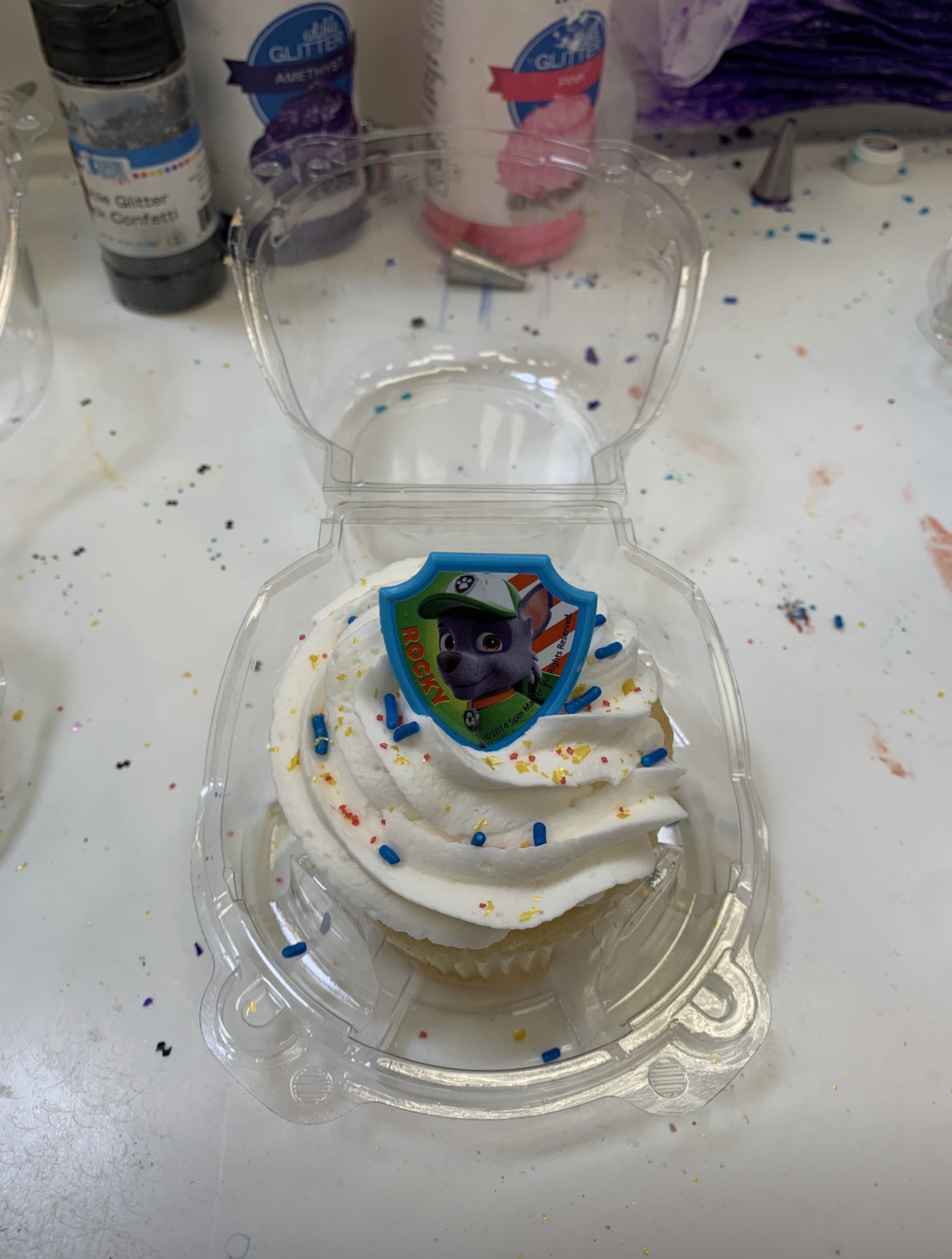 24 Ct Jumbo Cupcakes