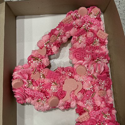 Cupcake Cake 