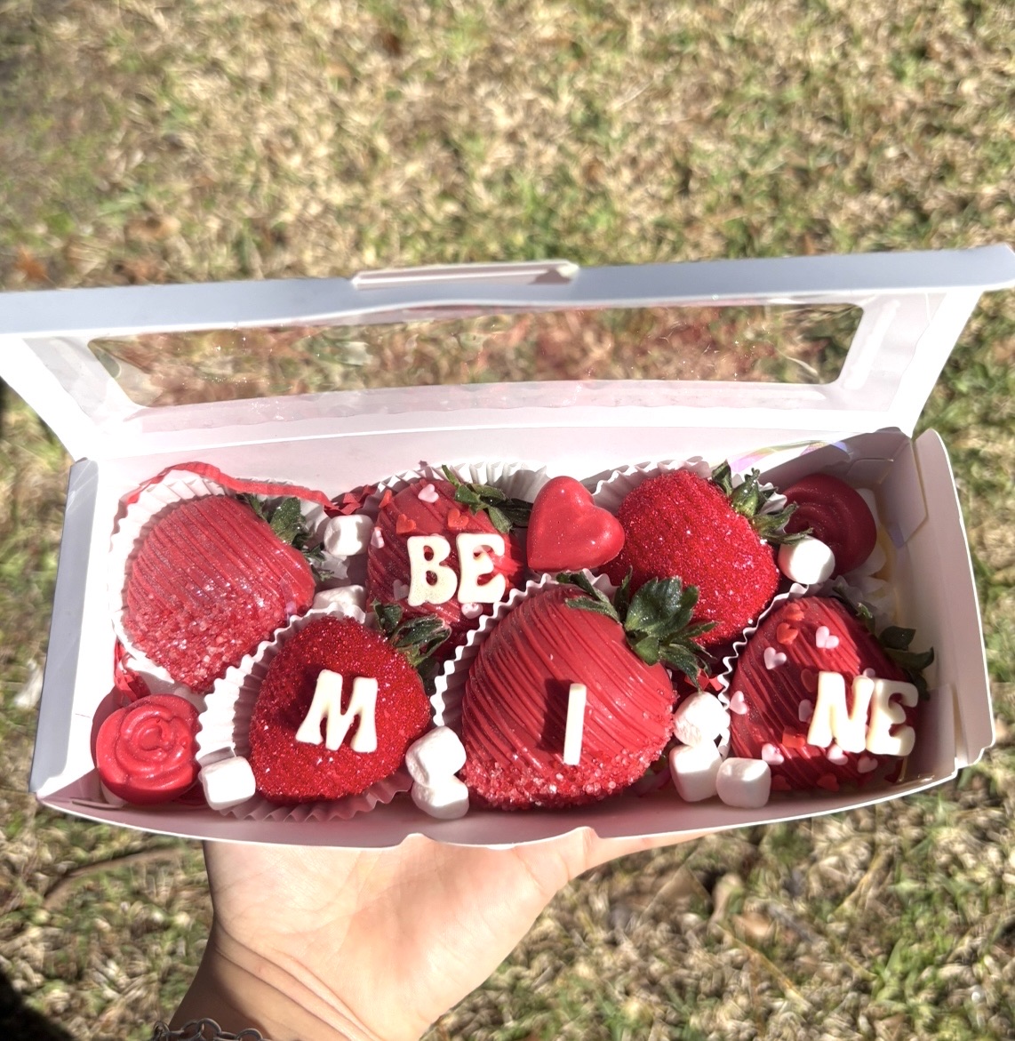 6 Custom Berries