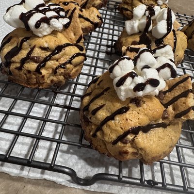 Stuffed S’mores Cookies