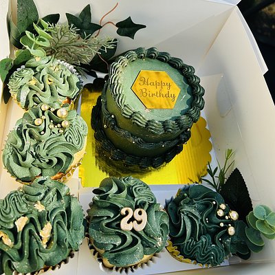 Bento Cake & Cupcake Box 
