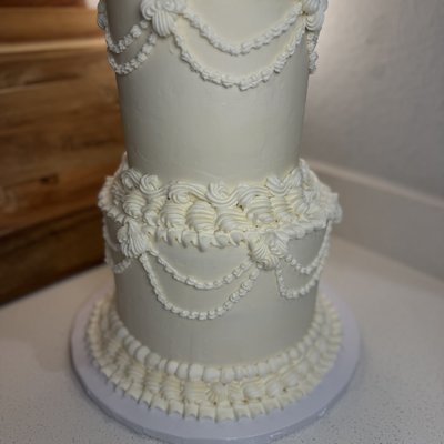 2 Tier Cake 