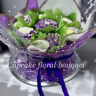 7 Floral Cupcake Bouquet 