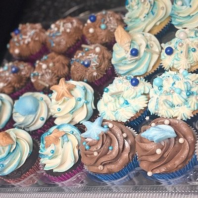 Themed Cupcakes (2 Dozen Two Flavors Assortment) 