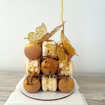 Macaron Cake