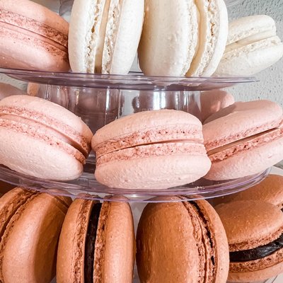 Neutral Ombre Macarons