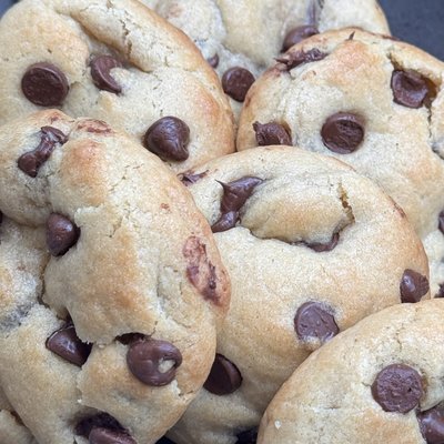 One Dozen Cookies