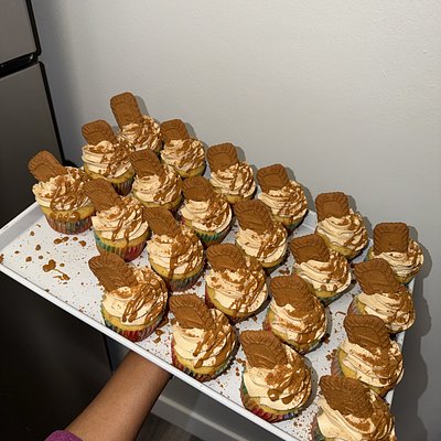 Deluxe Cupcakes🧁 