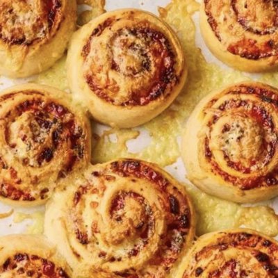 Pizza Rolls 