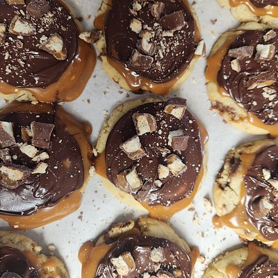 Standard Twix Cookie