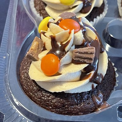 The Ultimate Peanut Butter Cupcake