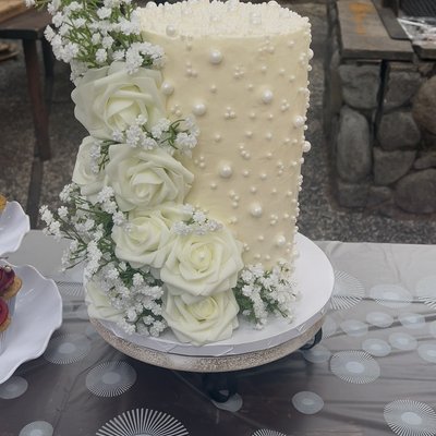 Custom Cakes