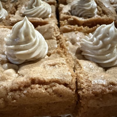 Buttercream Blondies (Dozen)