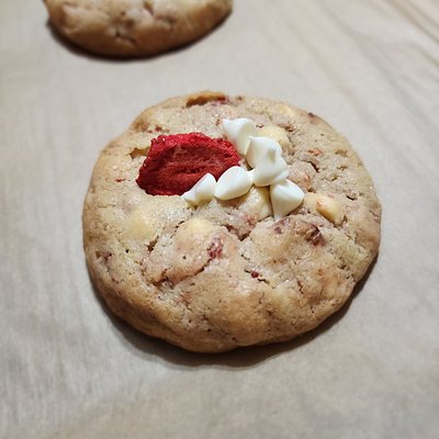 Strawberry Shortcake Sourdough Cookies (6)