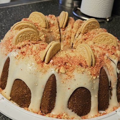  Strawberry Cheesecake Swirl Poundcake Slice