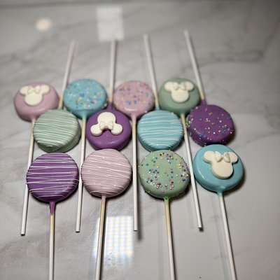 Cakepops / Cakesicles 