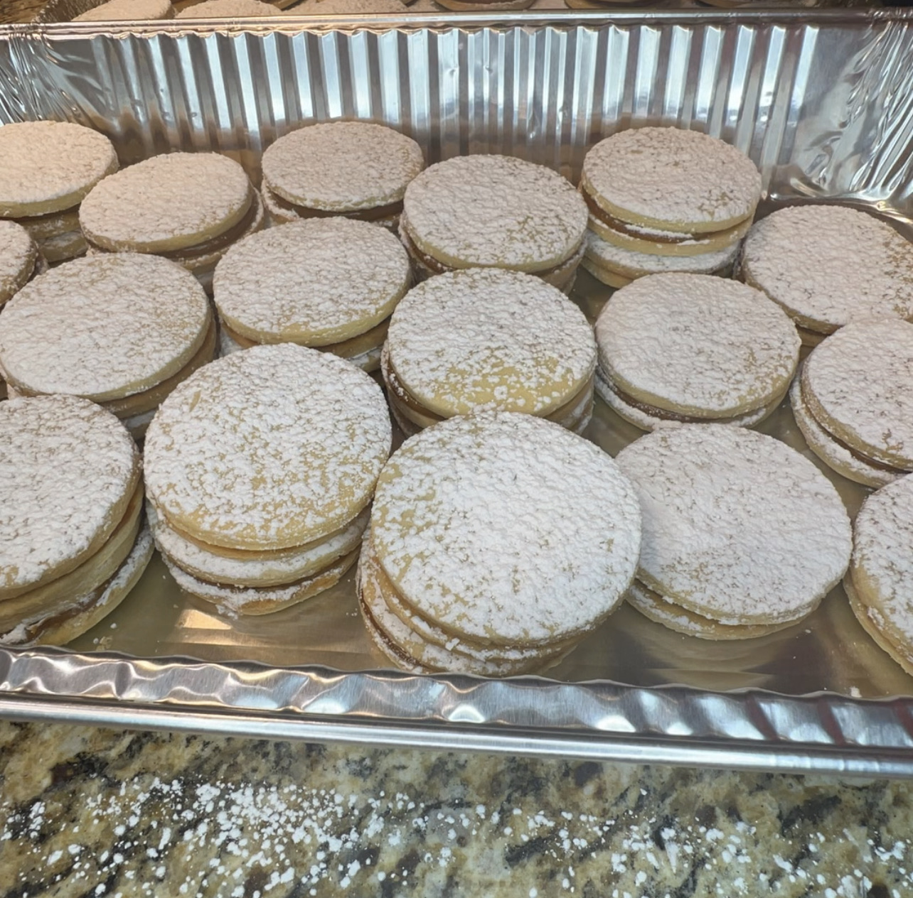 Large Alfajores