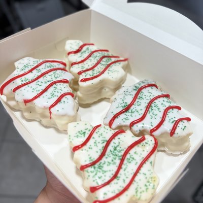 Homemade Christmas Tree Cakes🎄🍰