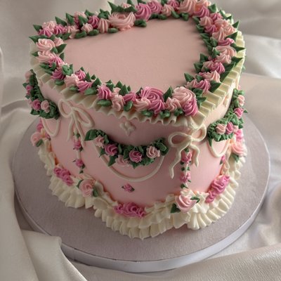 6” Heart Cake Sale