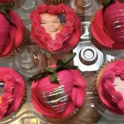 Custom Cupcakes (half Dozen Custom Box Included)